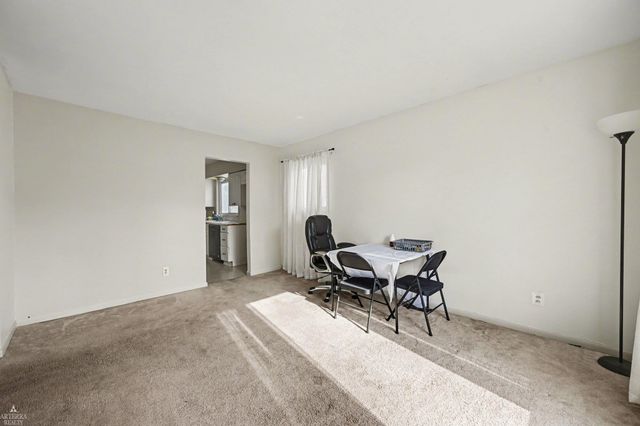 27081 Barrington St Street, Madison Heights, MI 48071