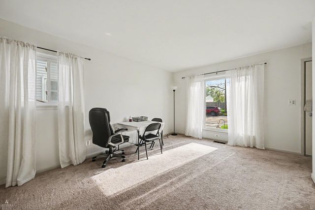 27081 Barrington St Street, Madison Heights, MI 48071