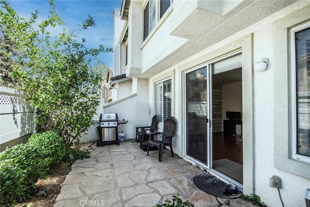 22607 Golden Meadow, Saugus, CA 91350
