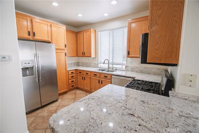 22607 Golden Meadow, Saugus, CA 91350