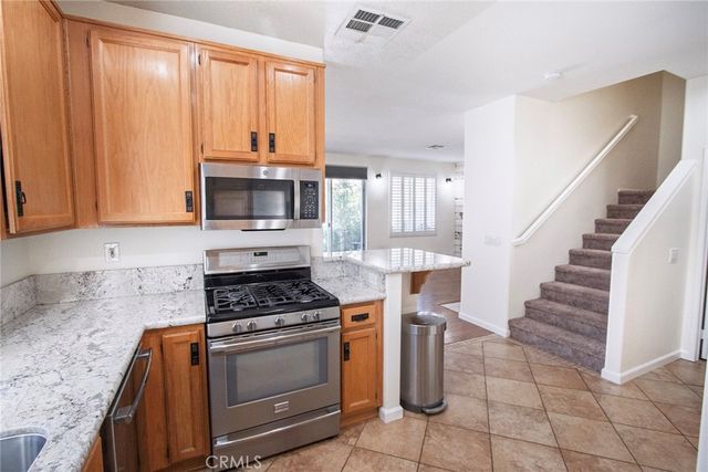 22607 Golden Meadow, Saugus, CA 91350