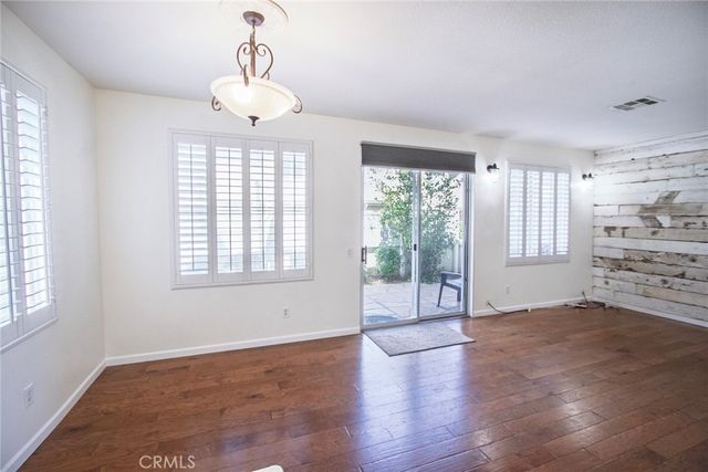 22607 Golden Meadow, Saugus, CA 91350