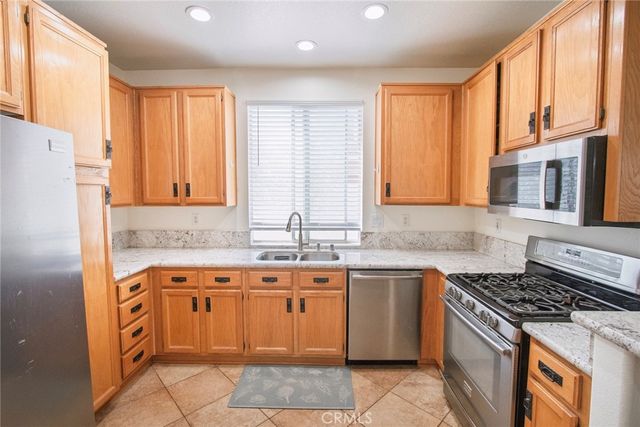 22607 Golden Meadow, Saugus, CA 91350