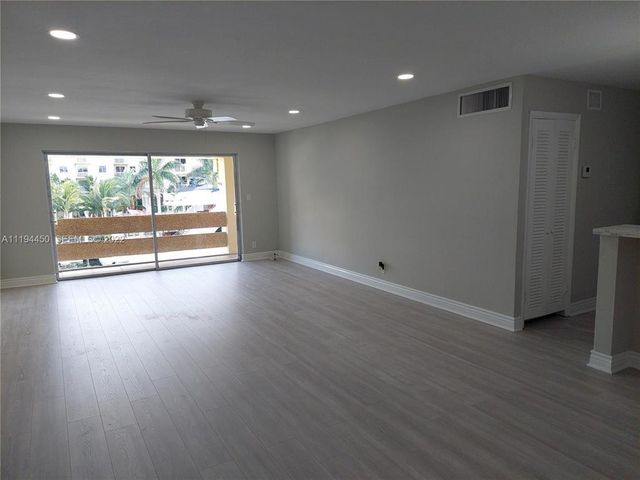 1700 SE 15th Street SE 309, Fort Lauderdale, FL 33316