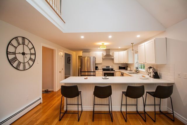 68 Biscuit Hill Dr, Leominster, MA 01453