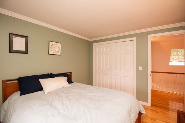 68 Biscuit Hill Dr, Leominster, MA 01453