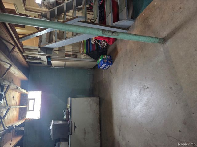 17980 Wexford Street, Roseville, MI 48066