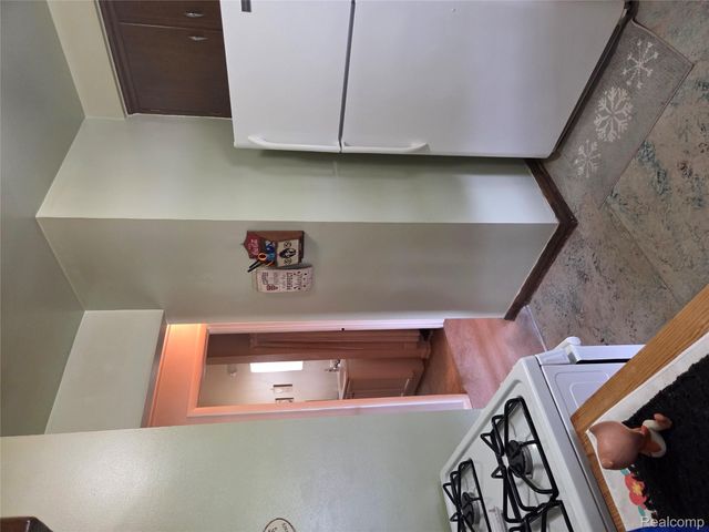 17980 Wexford Street, Roseville, MI 48066