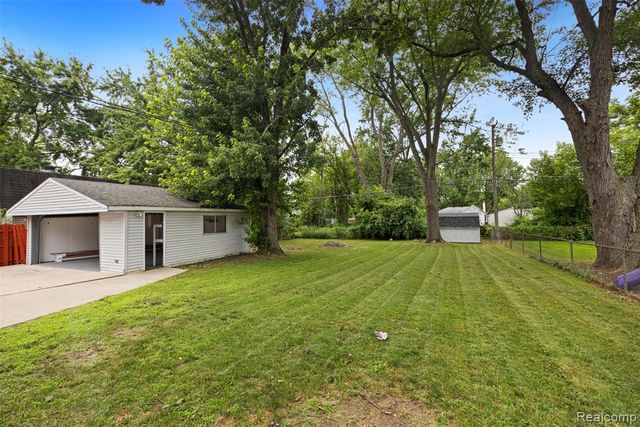 18411 Foch Street, Livonia, MI 48152