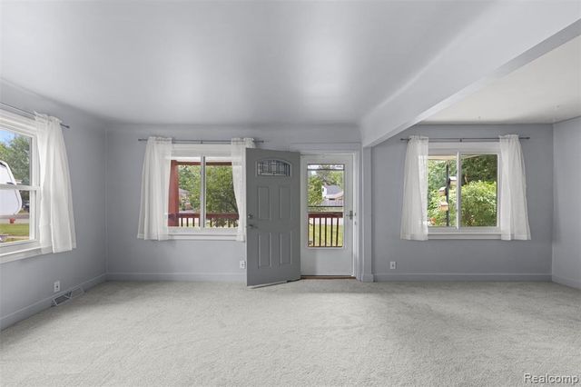 18411 Foch Street, Livonia, MI 48152