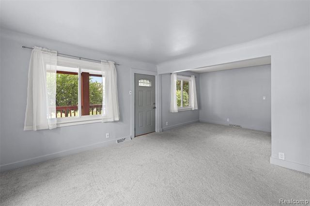 18411 Foch Street, Livonia, MI 48152