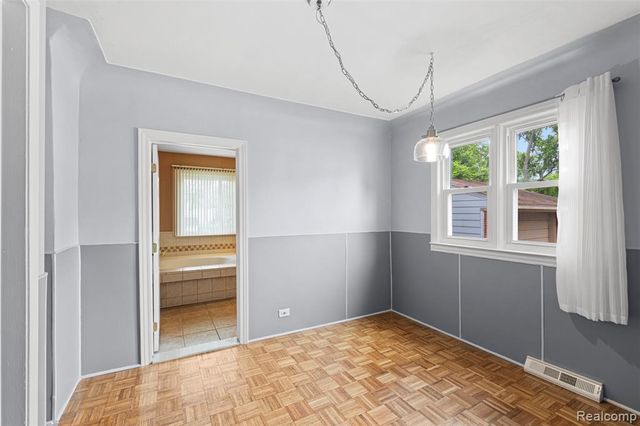 18411 Foch Street, Livonia, MI 48152