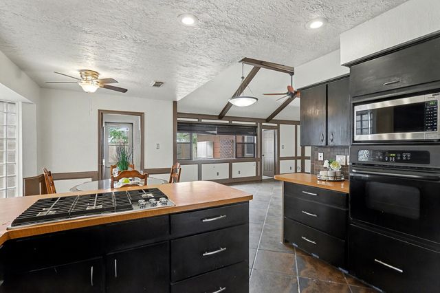 803 Whitecap Drive, El Lago, TX 77586