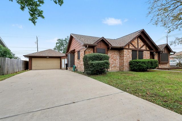 803 Whitecap Drive, El Lago, TX 77586