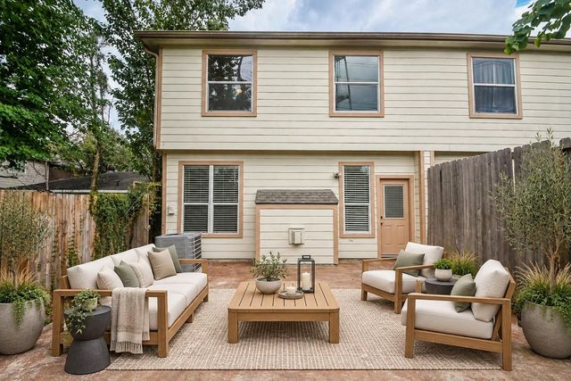 4222 Childress Street, Houston, TX 77005