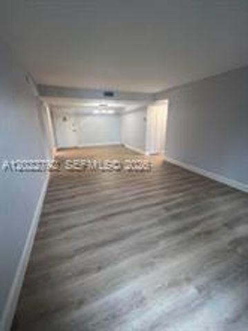 6301 N University Dr 117, Tamarac, FL 33321