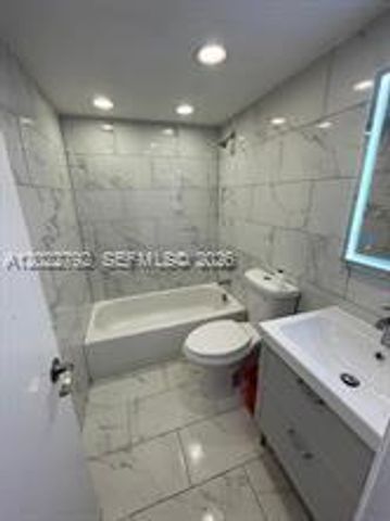 6301 N University Dr 117, Tamarac, FL 33321