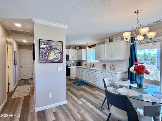 20233 E SUNSET Lane, Mayer, AZ 86333