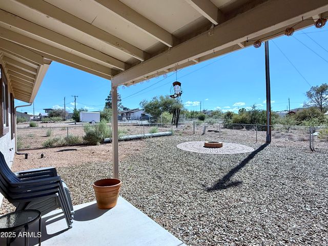 20233 E SUNSET Lane, Mayer, AZ 86333