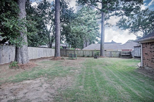 220 Cherry Drive, Brandon, MS 39042