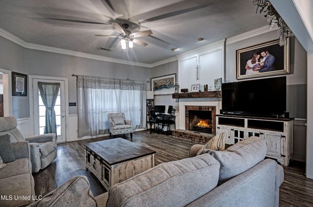 220 Cherry Drive, Brandon, MS 39042