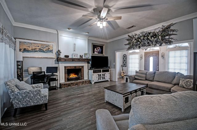 220 Cherry Drive, Brandon, MS 39042