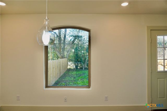 1019 Haynes Street, San Marcos, TX 78666