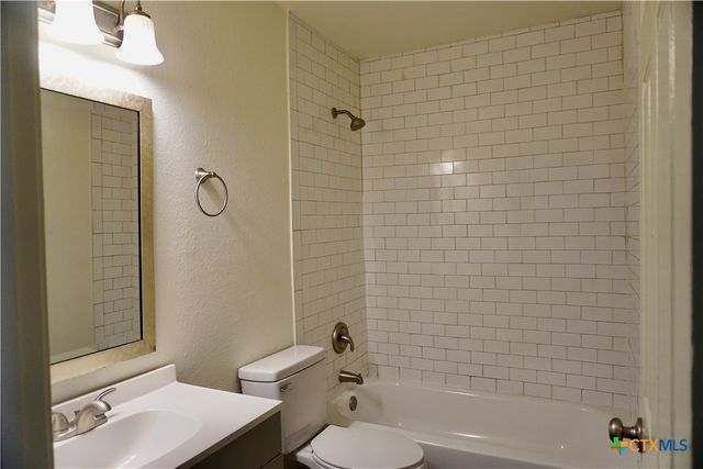 1019 Haynes Street, San Marcos, TX 78666