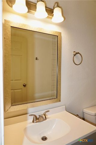 1019 Haynes Street, San Marcos, TX 78666