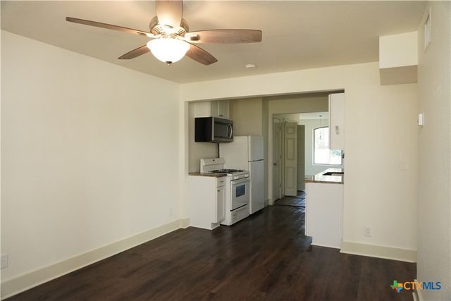 1019 Haynes Street, San Marcos, TX 78666