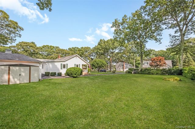 42 Pineacre Drive, Smithtown, NY 11787