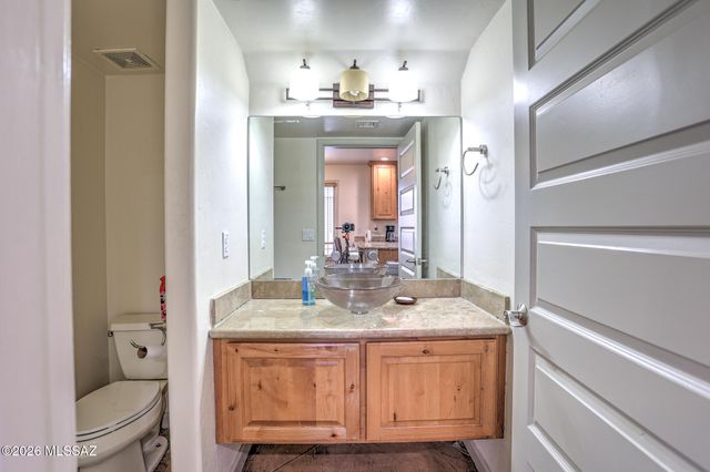 100 S Placita Colonia Solana, Tucson, AZ 85716