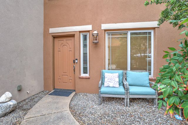 100 S Placita Colonia Solana, Tucson, AZ 85716