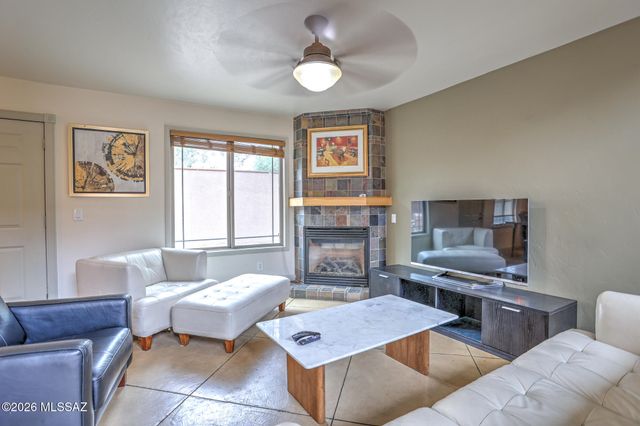 100 S Placita Colonia Solana, Tucson, AZ 85716