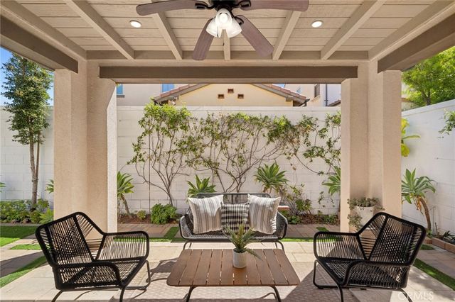 76 Decker, Irvine, CA 92620