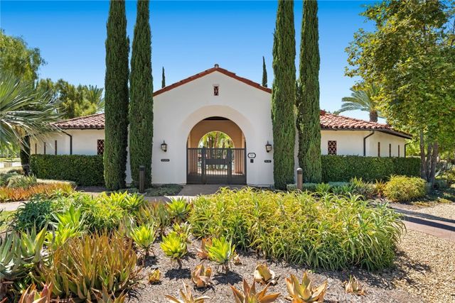 76 Decker, Irvine, CA 92620