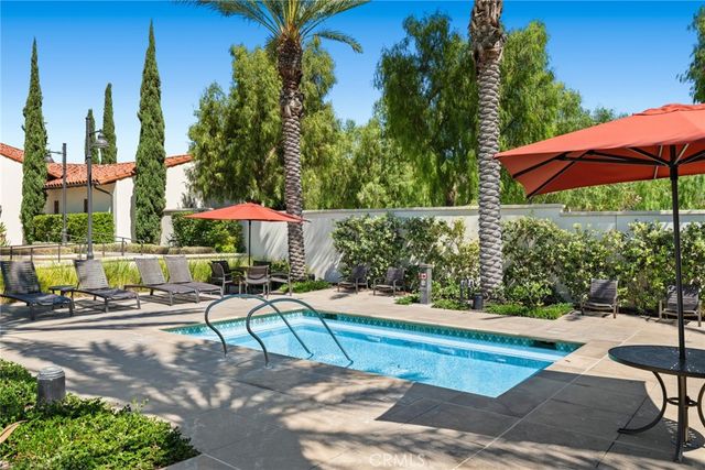 76 Decker, Irvine, CA 92620