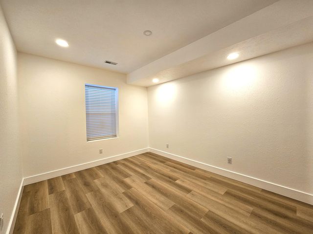 670 N Sunset Avenue, Bolivar, MO 65613