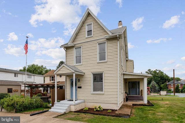 2217 3RD ST, Steelton, PA 17113