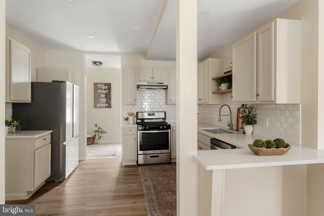 2217 3RD ST, Steelton, PA 17113