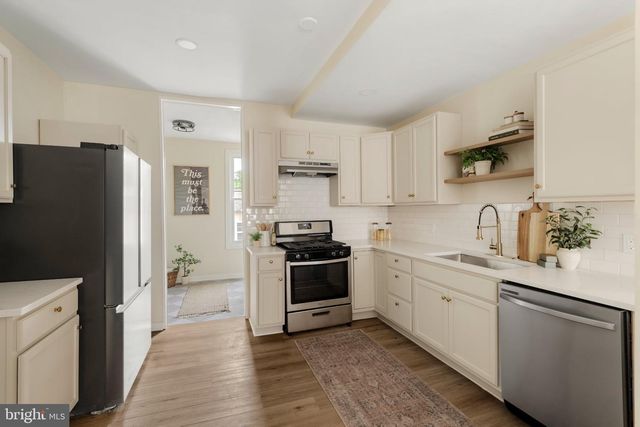 2217 3RD ST, Steelton, PA 17113