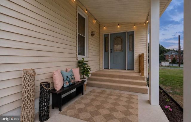 2217 3RD ST, Steelton, PA 17113