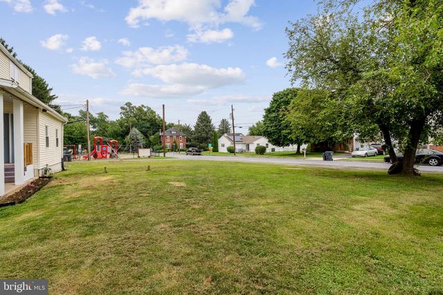 2217 3RD ST, Steelton, PA 17113