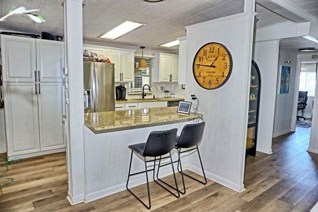 21052 LITTLE MAGENS LOOP, Lutz, FL 33558