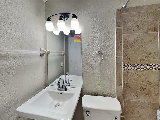 2514 10TH AVENUE DRIVE NE, Bradenton, FL 34208