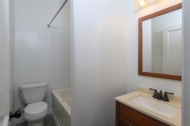 4705 Lyons Avenue 2, Houston, TX 77020