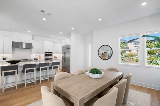 446 Sonia, Irvine, CA 92618