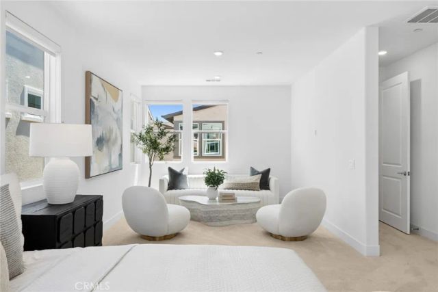 446 Sonia, Irvine, CA 92618