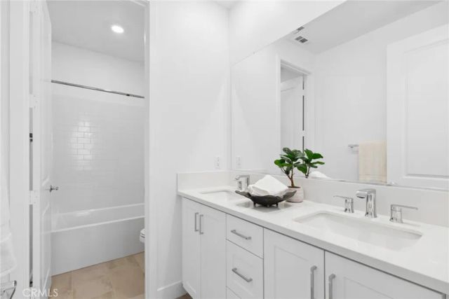 446 Sonia, Irvine, CA 92618