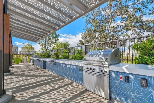 446 Sonia, Irvine, CA 92618